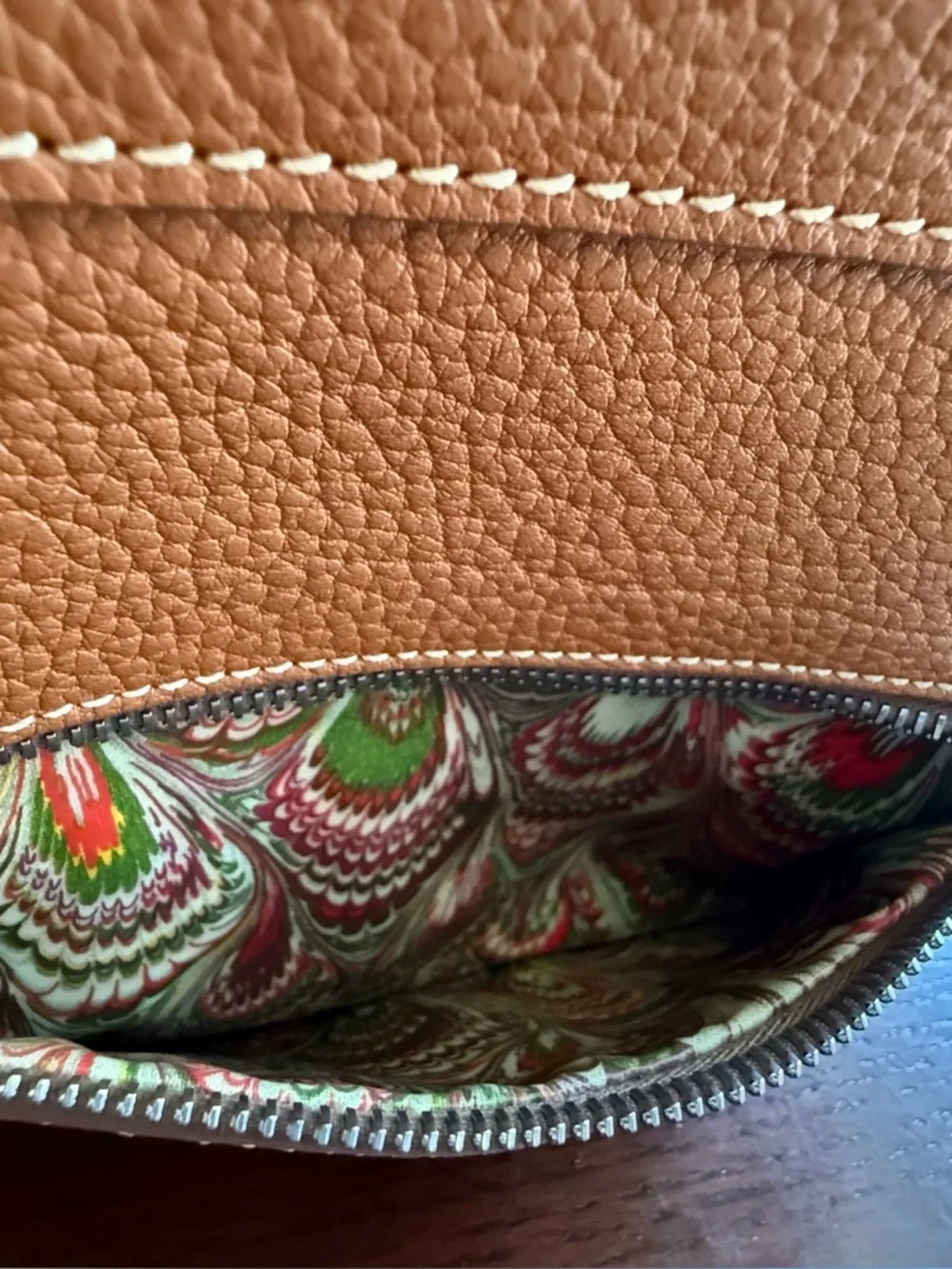 Vintage Dooney & Bourke Tan Pebble Leather Medium Tassel Tote - Picture 11 of 14